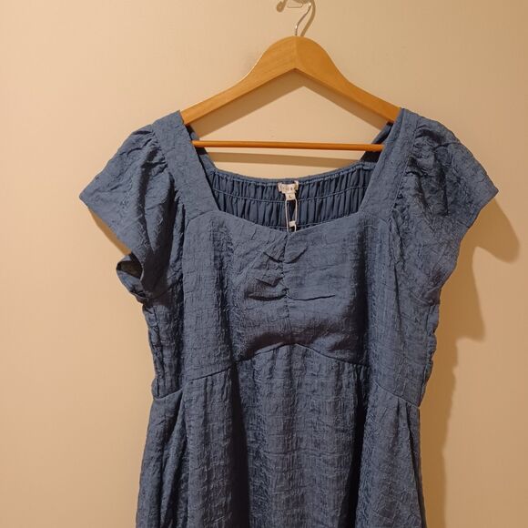 NWT Baltic Born Kesler Midi Dress Blue Size L Sweatheart Neckline Flutter Sleeve - Picture 7 of 13